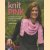 Knit Pink. 25 Patterns to Knit for Comfort, Gratitude, and Charity door Lorna Miser