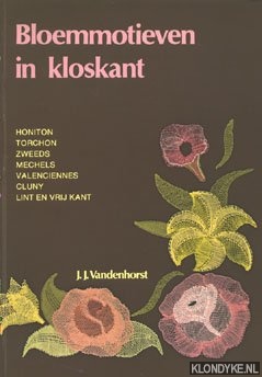 Bloemmotieven in kloskant