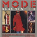 Mode bronnenboek. De geschiedenis van de mode van 1900 tot heden
Amy De La Haye
€ 7,50