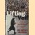 Lifting the veil. Life in revolutionary Iran door John Simpson e.a.