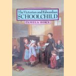 Victorian and Edwardian Schoolchild
Pamela Horn
€ 8,00 Victorian and Edwardian Schoolchild
Pamela Horn
€ 8,00