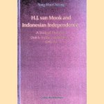 H.J. van Mook and Indonesian Independance: A study of his role in Dutch-Indonesian Relations, 1945-48
Yong Mun Cheong
€ 8,00 H.J. van Mook and Indonesian Independance: A study of his role in Dutch-Indonesian Relations, 1945-48
Yong Mun Cheong
€ 8,00