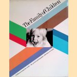 The Family of Children: childhood around the world - the greatest photographic collection ever made door Adolph Suehsdorf e.a.
