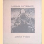 Jonathan Williams: Portrait Photographs
Hugh Kenner
€ 12,50 Jonathan Williams: Portrait Photographs
Hugh Kenner
€ 12,50