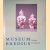 Museum Bredius: catalogus kunstnijverheid: Porselein, Zilver, Kristal, Meubelen, Beeldhouwwerken door Josefine Leistra e.a.