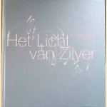 Het Licht van Zilver = The light of Silver
Yvonne Voorhout-van Eck
€ 12,50 Het Licht van Zilver = The light of Silver
Yvonne Voorhout-van Eck
€ 12,50