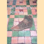De verloren schoen: opgegraven schoenen uit de periode 1200-1800
Tanja van der Zon
€ 8,00 De verloren schoen: opgegraven schoenen uit de periode 1200-1800
Tanja van der Zon
€ 8,00