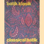 Batik klasik = Classical batik
Drs. Hamzuri
€ 15,00 Batik klasik = Classical batik
Drs. Hamzuri
€ 15,00
