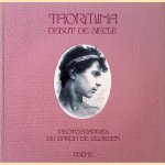 Taormina: debut de siècle - Photographies du Baron de Gloeden
Jean-Claude Lemagny
€ 70,00 Taormina: debut de siècle - Photographies du Baron de Gloeden
Jean-Claude Lemagny
€ 70,00
