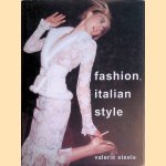 Fashion, Italian Style
Valerie Steele
€ 12,50 Fashion, Italian Style
Valerie Steele
€ 12,50