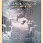 This Land Is Your Land: Across America by Air
Marilyn Bridges
€ 20,00 This Land Is Your Land: Across America by Air
Marilyn Bridges
€ 20,00