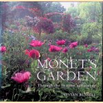 Monet's Garden: Through the Seasons at Giverny
Vivian Russell
€ 10,00 Monet's Garden: Through the Seasons at Giverny
Vivian Russell
€ 10,00