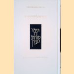 Koren Sacks Yom Kippur Mahzor: The Rohr Family Edition
Rabbi Jonathan Sacks
€ 20,00 Koren Sacks Yom Kippur Mahzor: The Rohr Family Edition
Rabbi Jonathan Sacks
€ 20,00