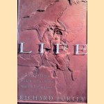 Life: A Natural History of the First Four Billion Years of Life on Earth
Richard Fortey
€ 10,00