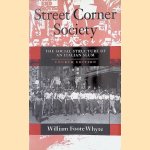 Street Corner Society: The Social Structure of an Italian Slum
William Foote Whyte
€ 12,50 Street Corner Society: The Social Structure of an Italian Slum
William Foote Whyte
€ 12,50