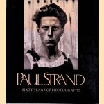 Paul Strand: Sixty Years of Photographs door Calvin Tomkins