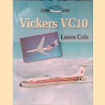 Vickers VC10 door Lance Cole