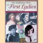 The Smithsonian Book of the First Ladies: Their Lives, Times, and Issues
Edith P. Mayo
€ 15,00 The Smithsonian Book of the First Ladies: Their Lives, Times, and Issues
Edith P. Mayo
€ 15,00