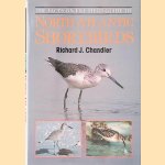 The Facts on File Field Guide to North Atlantic Shorebirds: A Photographic Guide to the Waders of Western Europe and Eastern North America door Richard J. Chandler