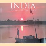 India: Secrets of the Tiger
Paul Stump
€ 25,00 India: Secrets of the Tiger
Paul Stump
€ 25,00