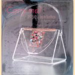 Carry Me! 1950's Lucite Handbags: an American Fashion
J. Berkson
€ 35,00 Carry Me! 1950's Lucite Handbags: an American Fashion
J. Berkson
€ 35,00