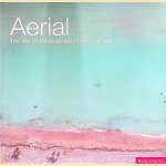 Aerial: The Art of Photography from the Sky
Jason Hawkes
€ 10,00 Aerial: The Art of Photography from the Sky
Jason Hawkes
€ 10,00