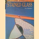 Stained Glass: The Craft, the Art and restoration techniques demonstrated and explained with step-by-step photographs door Pere Valldepérez