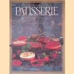 Patisserie: Klassieke recepten, spectaculaire creaties en exclusieve ideeën van twee beroemde patissiers door Michel Roux e.a.