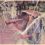 In de schaduw van de tijger: de Indianen van Suriname *met GESIGNEERD kaartje*
Eithne B. Carlin e.a.
€ 25,00
