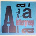 Lettergreep: deze uitgave bevat eebn keuze uit honderden biljetletters van de 'Biljetdrukkerij Amsterdam'
Dick Elffers
€ 45,00 Lettergreep: deze uitgave bevat eebn keuze uit honderden biljetletters van de 'Biljetdrukkerij Amsterdam'
Dick Elffers
€ 45,00