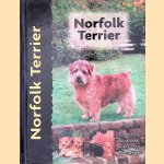 Norfolk Terrier door Muriel P. Lee