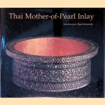 Thai Mother-of-pearl Inlay door Chunlathat Phayakharanon e.a.