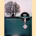 Monumenten van vroomheid: kruisen, kapellen en vrijstaande heiligenbeelden in Limburg door Peter Nissen e.a.