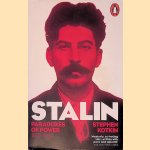 Stalin: Paradoxes of Power, 1878-1928
Stephen Kotkin
€ 17,50 Stalin: Paradoxes of Power, 1878-1928
Stephen Kotkin
€ 17,50