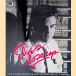 Elvis Close-Up: Elvis in zijn rockersdagen, gefotografeerd door Jay. B. Leviton
Ger Rijff e.a.
&euro;&nbsp;8,00