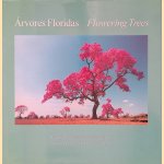 Flowering trees: 10 years of the Banco Itau BBA Photgraphic Contest door M&aacute;rcia Leal