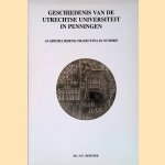 Geschiedenis van de Utrechtse Universiteit in penningen
Nanne Fokke Hofstee e.a.
€ 20,00 Geschiedenis van de Utrechtse Universiteit in penningen
Nanne Fokke Hofstee e.a.
€ 20,00