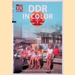 DDR in Color: Ost-Berlin 1960-1989 door Klaus Morgenstern