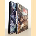 Life at War door Hedley Donovan