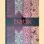 Batik: Design, Style & History door Fiona Kerlogue e.a.