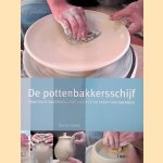 De pottenbakkersschijf: Praktisch handboek voor vorm en ontwerp van keramiek
David Cohen
€ 20,00 De pottenbakkersschijf: Praktisch handboek voor vorm en ontwerp van keramiek
David Cohen
€ 20,00