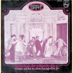Onze nicht in Den Haag; In het huis der schande (vinyl single)
Drs. P.
€ 8,00 Onze nicht in Den Haag; In het huis der schande (vinyl single)
Drs. P.
€ 8,00