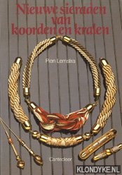 Lemstra, Pien - Nieuwe sieraden van koorden en kralen