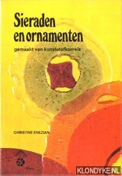 Enezian, Christine - Sieraden en ornamenten gemaakt van kunststofkorrels