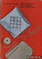 Stradal, Marianne - Needlecraft with beads and crystals
