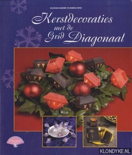 Gessner, Waltraud & Benz, Danille - Kerstdecoraties met de grid diagonaal. Pergamano