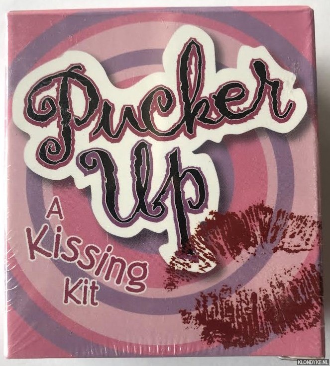 Diverse auteurs - Pucker Up. A Kissing Kit