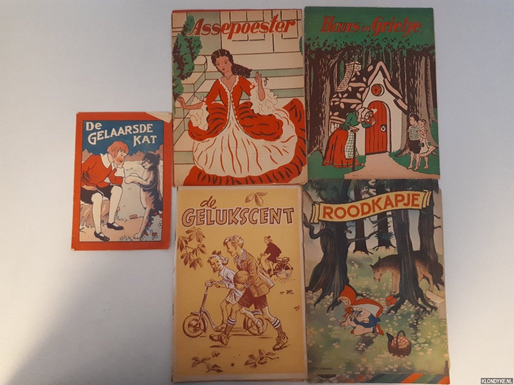 Diverse auteurs - Hans en Grietje; Sneeuwwitje; Assepoester; Roodkapje; De galaarsde kat (5 delen)