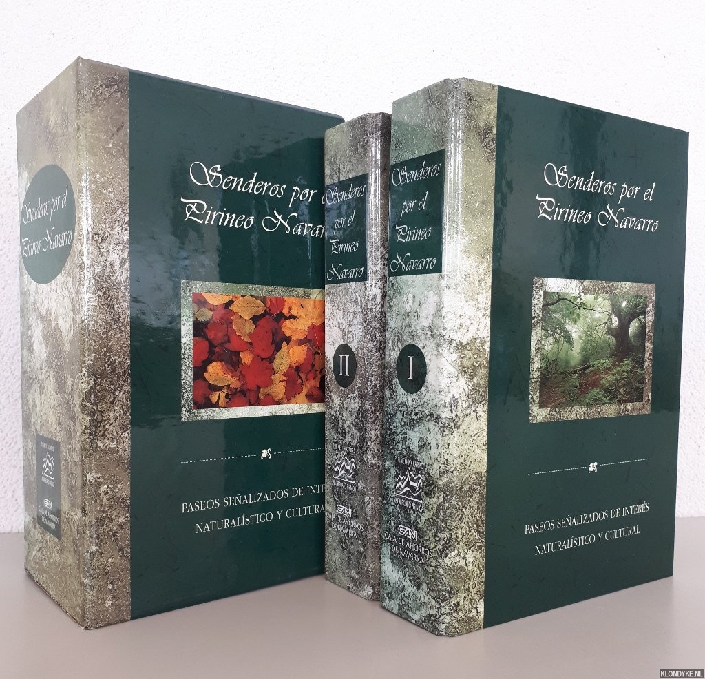 Corts, Iaki - and others - Senderos por el Pirineo Navarro: paseos sealizados de inters naturalstico y cultural (2 volumes in box)