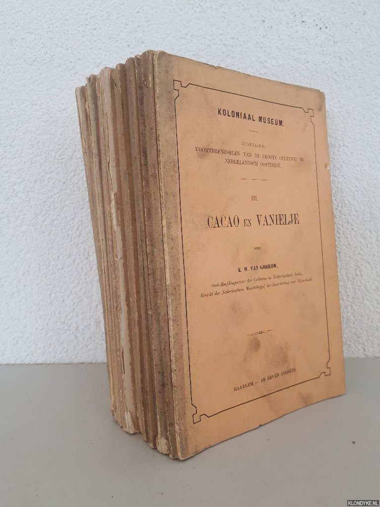 Gorkom, K.W. van - en anderen - 16 publicaties van het Koloniaal Museum voornamelijk betreffende Nederlandsch-Oostindi